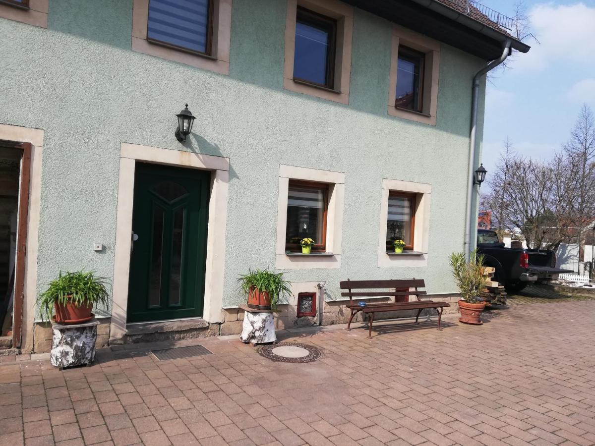 Ferienhaus -Am Alten Dorfplatz- Дрезден Екстер'єр фото